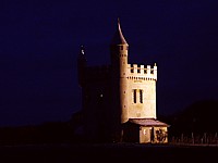 La tour de Pierre by night