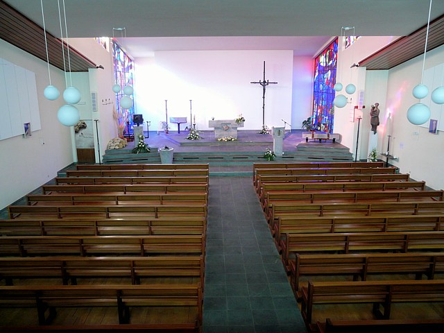 L'intrieur de l'glise catholique de Boudry