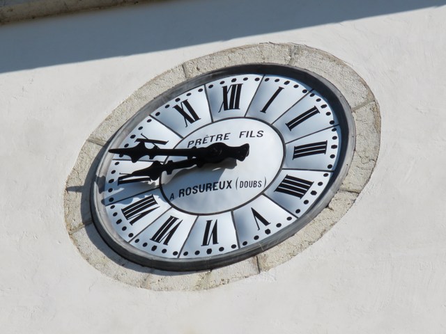 Horloge de l'glise du Cerneux-Pquignot