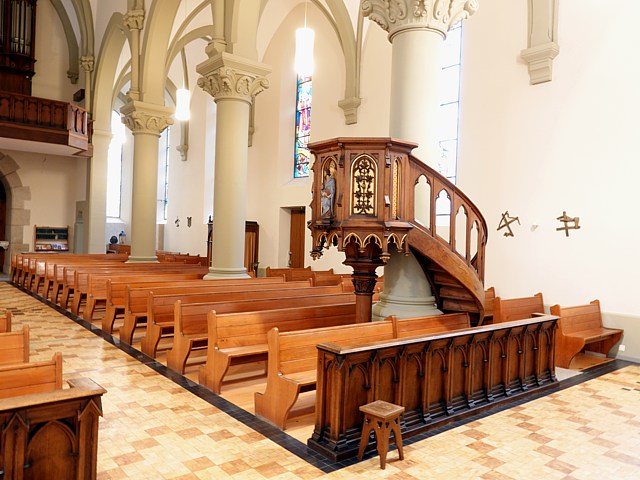 Eglise de Cressier, intérieur