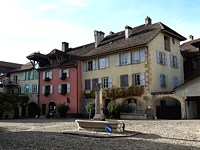 La place centrale à Auvernier
