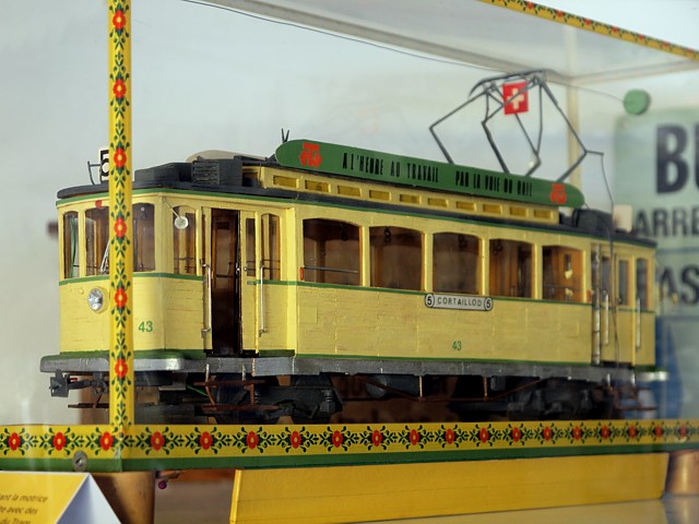 Maquette du tram 5 des TN
