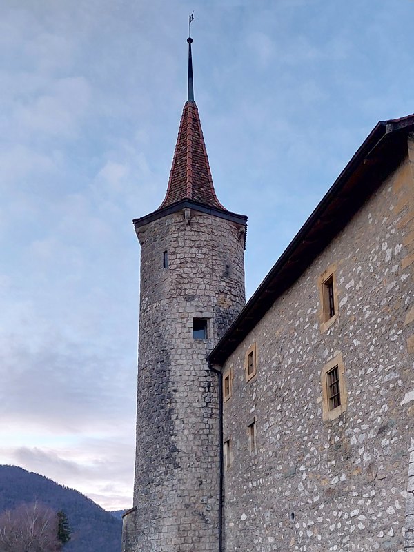 La tour du ch�teau de Boudry