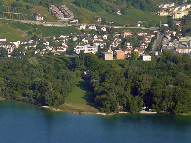 Petit-Cortaillod vu d'avion