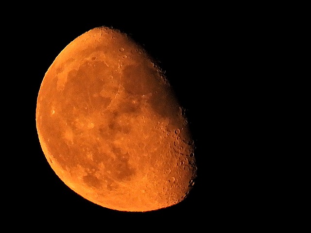 Lever de la lune