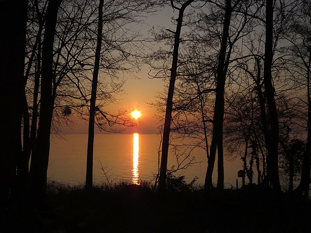 Lever de soleil  la plage de Boudry