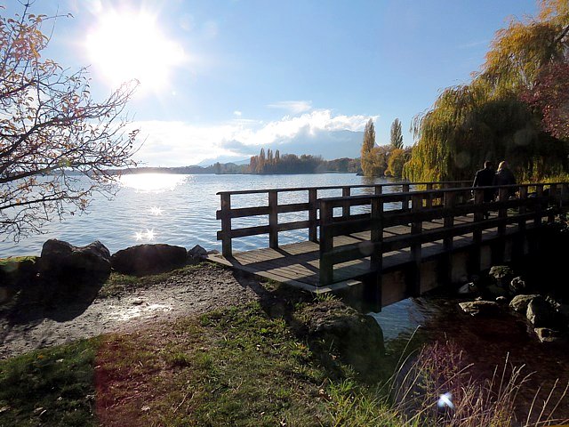 Ponton entre Auvernier et Serrires