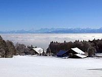 La Tourne au-dessus du brouillard