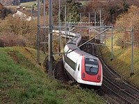 Un train pendulaire RABDe 500