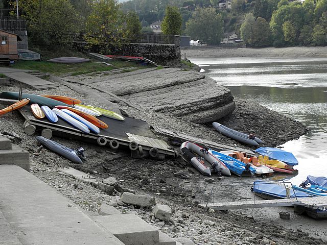 Lac des Brenets en priode de scheresse