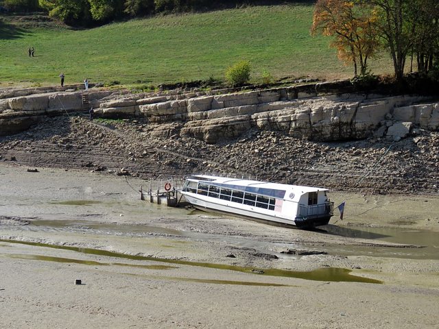 Bateau promenade sur le Doubs  sec