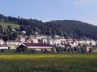 Les Ponts-de-Martel depuis le Creux du Van