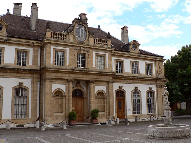 Le palais du Peyrou, faade nord