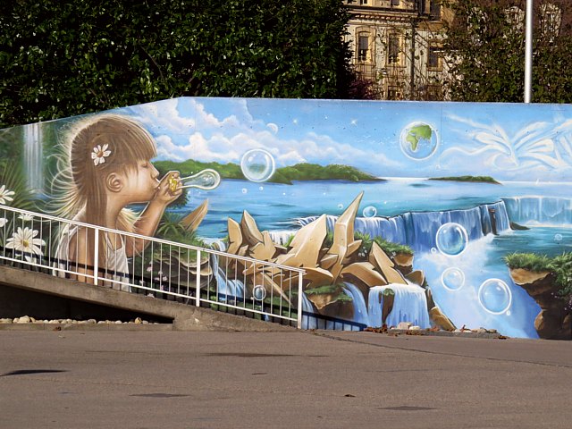 Fresque place du Douze-Septembre