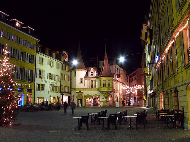 Neuchtel - Ambiance de Nol  la  Place des Halles 