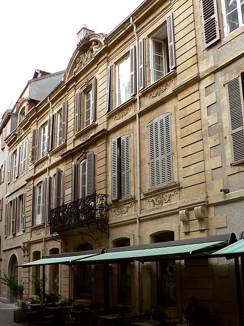 Neuchtel, btiment du XVIIIe sicle