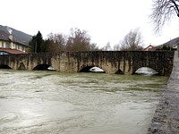 Les arches du pont de Travers