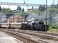 Le train arrive en gare